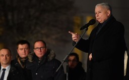 Kaczyński: 10 kwietnia nie będzie pomnika Lecha Kaczyńskiego. Stanie cokół symbolizujący go