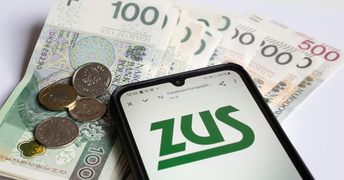 ZUS emerytury w maju wypłaci w zmienionych terminach. Sprawdź, kiedy spodziewać się przelewu