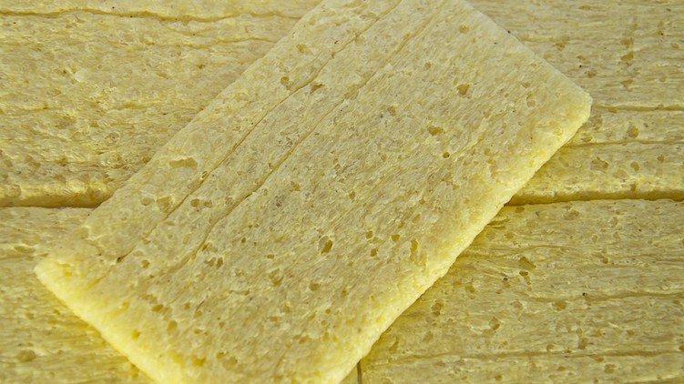 aflatoxinok, aflatoxin, Abonett, extrudált kenyér, termékvisszahívás, mikotoxin