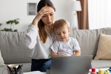 Zamiast 2 dni – 8 dni opieki na dziecko. Zmiany w Kodeksie pracy "zgodne z polityką prorodzinną państwa"