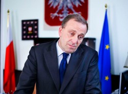 Schetyna: Prezydent jest małostkowy