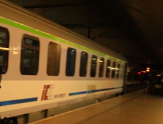 Intercity potrącił człowieka na torach. Utrudnienia w Wielkopolsce