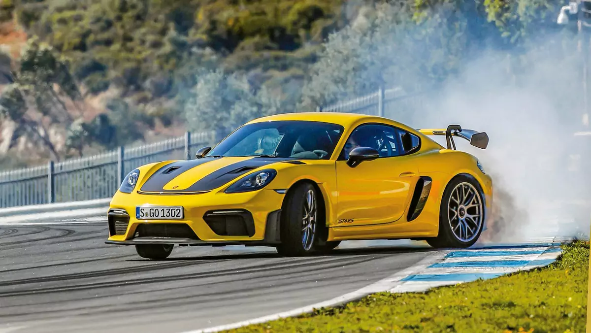 Porsche 718 Cayman GT4 RS