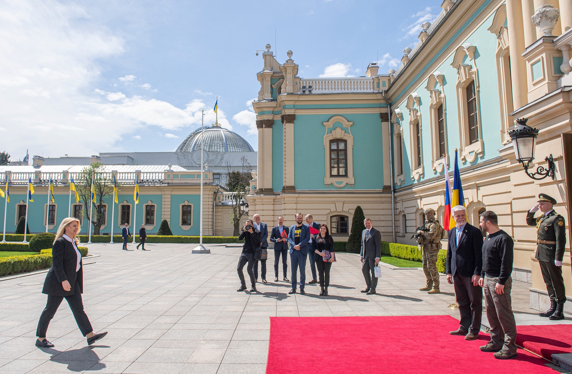 Prezidentka SR Zuzana Čaputová spolu s českým prezidentom Petrom Pavlom pricestovali na návštevu Ukrajiny.