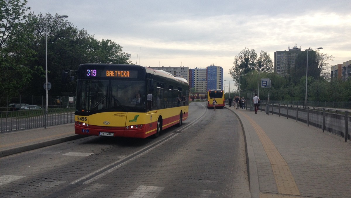 Aż dziewięć firm chce zaprojektować trasę tramwajowo-autobusową z Nowego Dworu do centrum Wrocławia. Dziś w magistracie nastąpiło otwarcie ofert. Teraz wszystkie propozycje przejdą weryfikację.