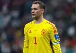 Manuel Neuer po prawie dziewięciu miesiącach przerwy wrócił do treningów