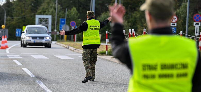 Rano podróżnych zaskoczyły zamknięte granice do Polski, środki mają obowiązywać przez 10 dni