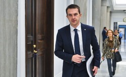 Szef Nowoczesnej: Szkoła jest po to, by zajmować się nauką, a nie propagandą