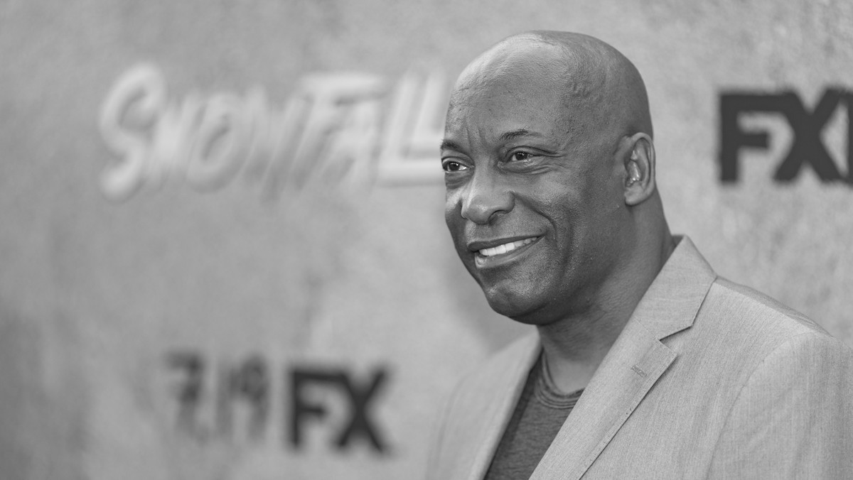 W wieku 51 lat zmarł w szpitalu w Los Angeles amerykański reżyser i producent filmowy John Singleton. "John odszedł w spokoju, w otoczeniu rodziny i przyjaciół" - poinformowała w poniedziałek po południu czasu lokalnego rzeczniczka rodziny Shannon Barr.