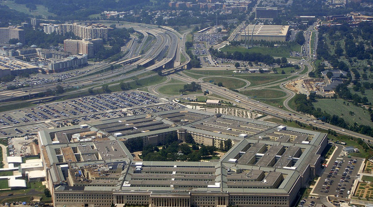 Továbbra sem tudni pontosan, milyen hatalom megbízására történt a Pentagon-iratok kiszivárogtatása / Fotó: Wikipédia