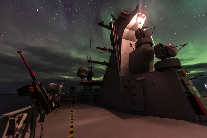 NATO-ov brod, Severni Atlantik