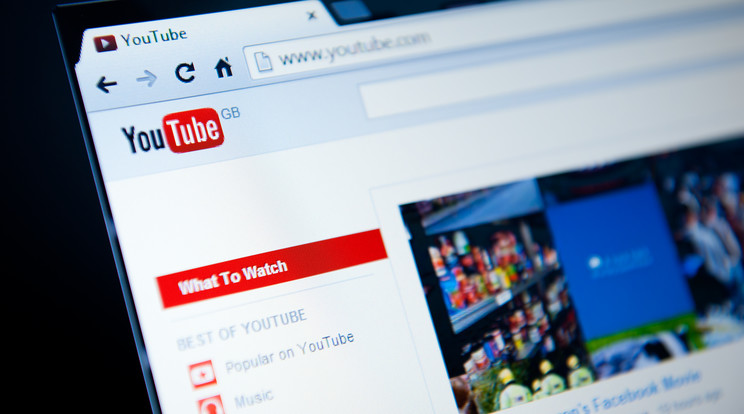 Percenként több mint 400 órányi anyagot töltenek fel naponta a Youtube-ra / Fotó: Shutterstock