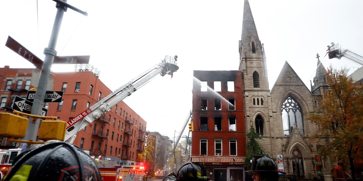 Pożar w zabytkowym kościele episkopalnym na Manhattanie ...