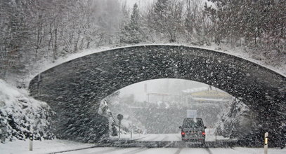 Armagedon pogodowy w pierwszy dzień zimy. IMGW wydał ostrzeżenia I i II stopnia. Zagrożona cała Polska