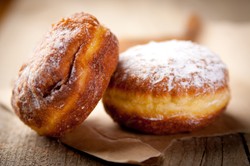 Koszty podatkowe: Pączki w firmie mogą zmniejszyć podatek