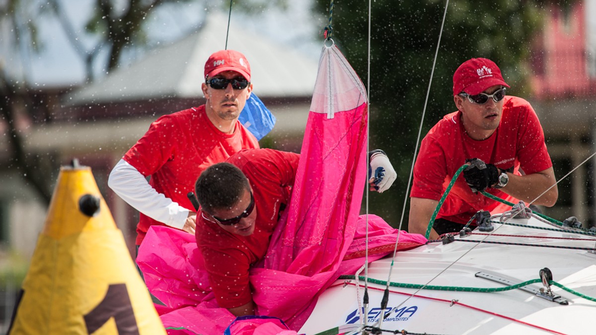 10-12 sierpnia na jeziorze Dąbskim oraz na Odrze wzdłuż Wałów Chrobrego odbyły się jubileuszowe 50 regaty w ramach cyklu Polish Match Tour czyli Szczecin Match Race 2012. Baza regat zlokalizowana była w Centrum Żeglarskim oraz przy scenie głównej festiwalu PyroMagic na Wałach. Regaty rozgrywane są pod patronatem Marszałka Województwa Zachodniopomorskiego.