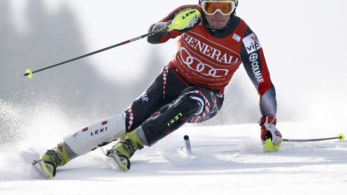 Za nami blisko połowa sezonu alpejskiego Pucharu Świata. Nie ma większych niespodzianek i w klasyfikacji generalnej liczą się znani zawodnicy. Swoją wysoką formą potwierdzają, że będą także faworytami w zbliżających się mistrzostwach świata w narciarstwie alpejskim w Garmisch-Partenkirchen.