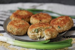 Pyszny obiad na Popielec. Podajemy przepis, Ty gotujesz.  Kotlety jajeczne puszyste i chrupiące