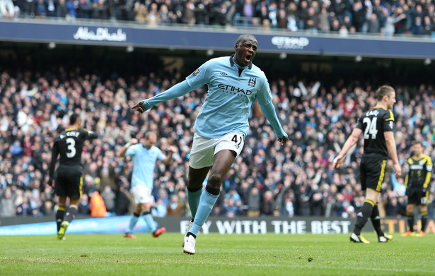 Liga angielska: Yaya Touré będzie grać w Manchesterze City do 2017 r.