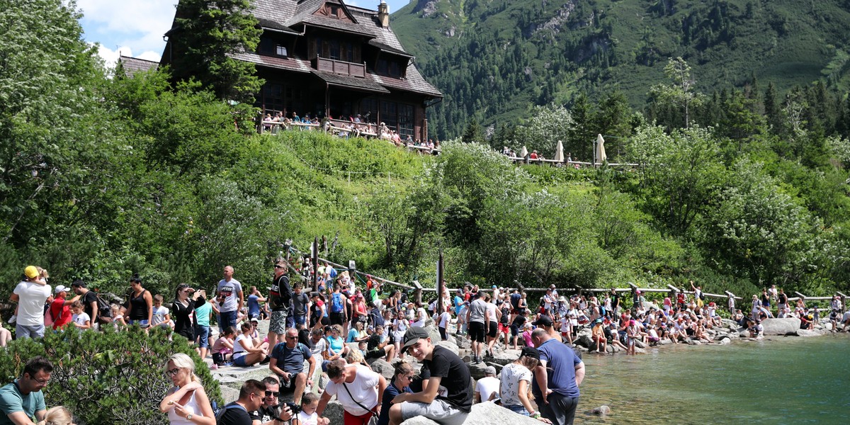 Morskie Oko latem. 