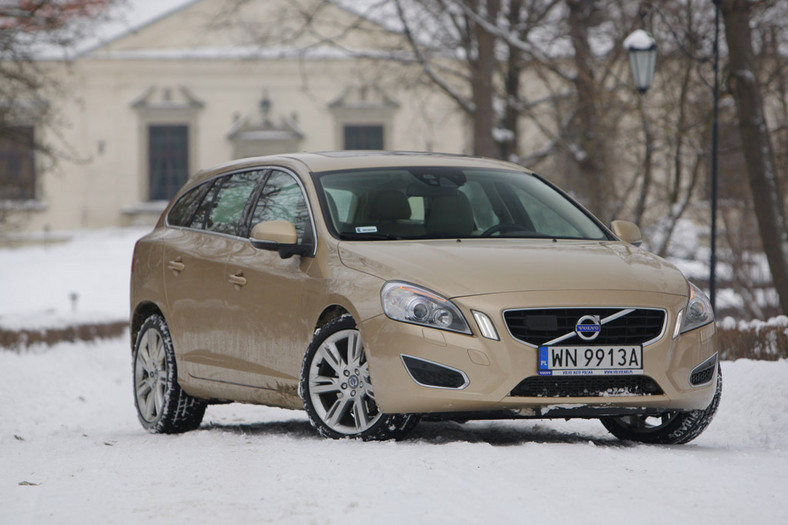 Volvo V60: kombi, ale czy praktyczne?