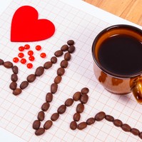 Rendszeresen kávézik? Bizonyos gyógyszerek hatásán módosíthat a koffein!