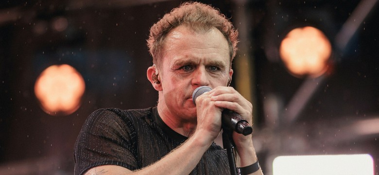 Mocne słowa Piotra Roguckiego podczas trasy "Światło i MRock". Rządzących nazwał "debilami"