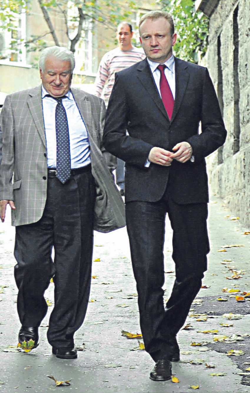 Neizvesna borba: Dragoljub Mićunović i Dragan Đilas