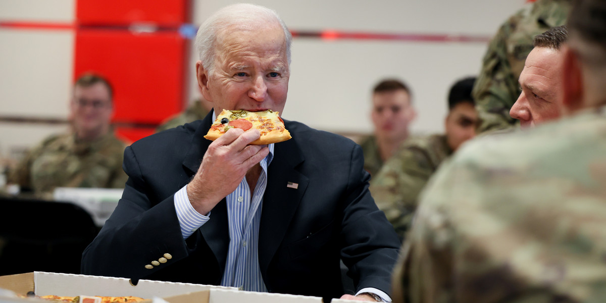 Joe Biden i ostra pizza.