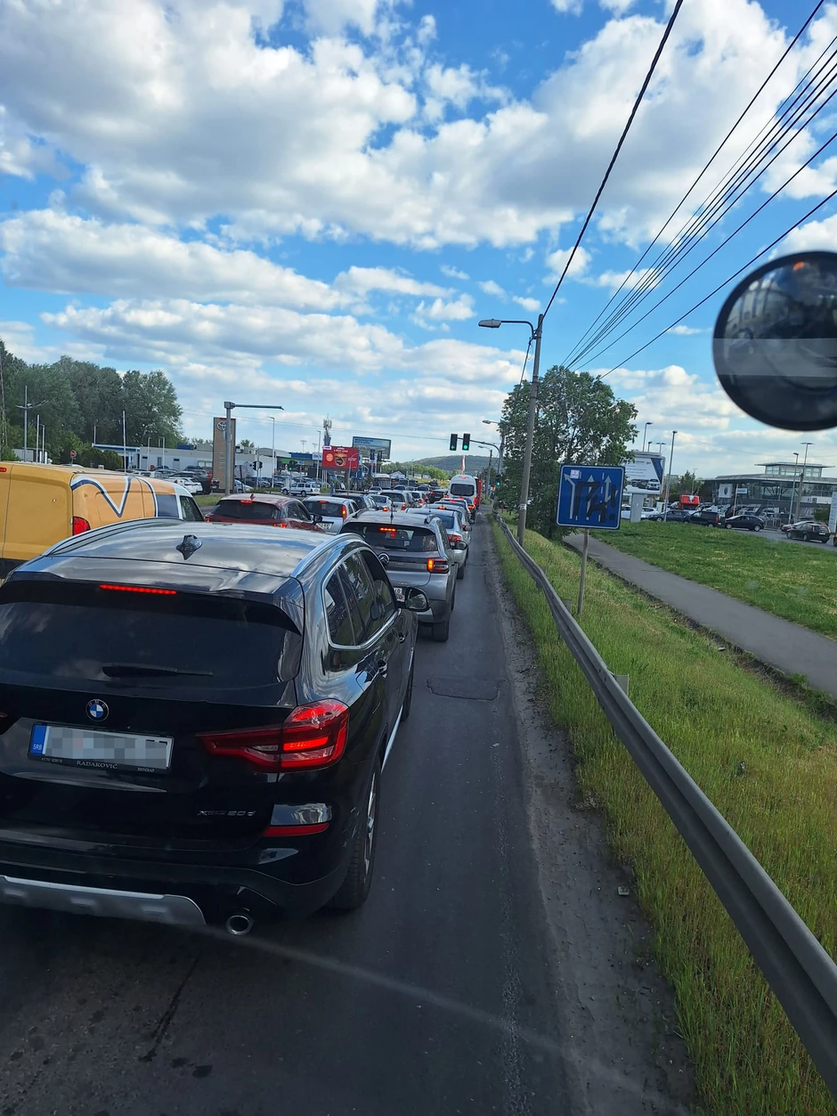 Zastoj na  Zrenjaninskom putu