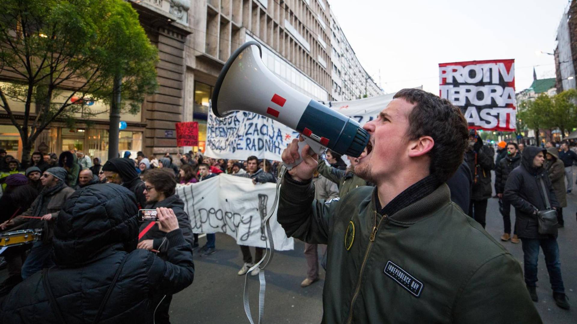 Studenti koje država kažnjava zbog "Protesta protiv diktature": Tako žele da nas zastraše