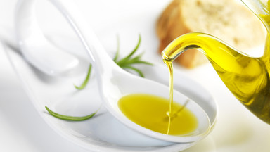 Oliwa z oliwek chroni przed rakiem piersi
- wystarczą już cztery łyżki dziennie