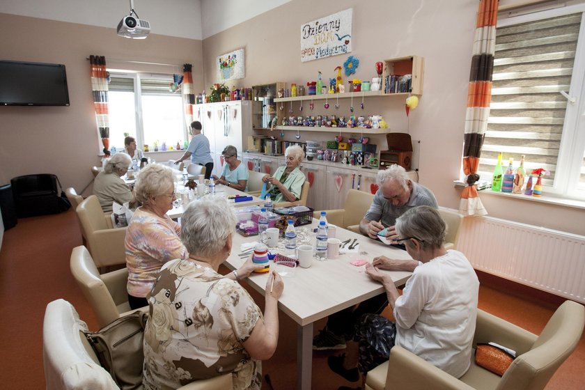 Szpital Geriatryczny poszukuje opiekunów osób starszych