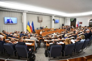 Senat za zaostrzeniem kar za szpiegostwo