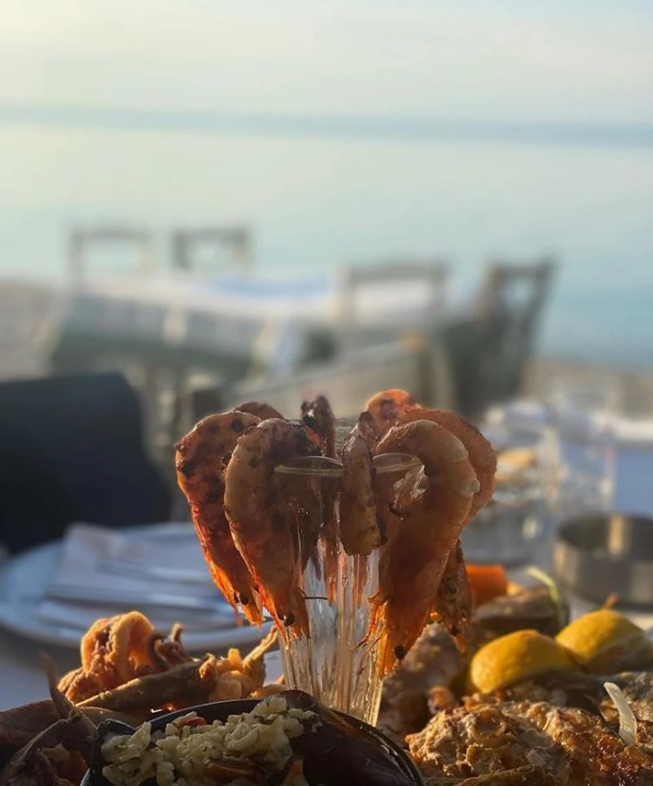 Ponuda jednog od ribljih resotrana u Pefkohoriju