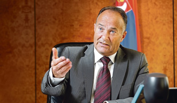 ministar prosvete mladen šarčević