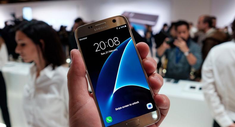 The Samsung Galaxy S7.