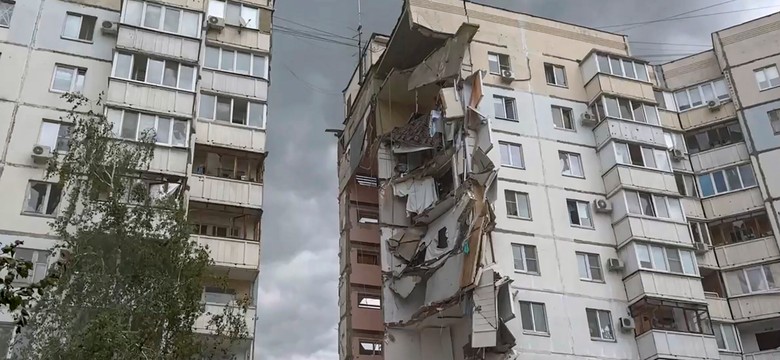 Analitycy CIT: Blok w Biełgorodzie trafiony rosyjską rakietą lub pociskiem