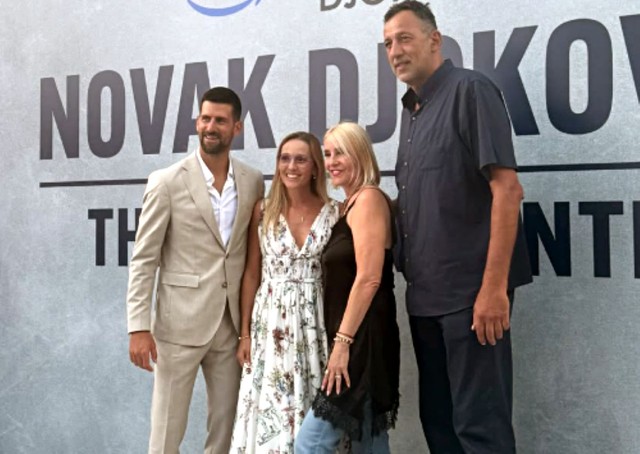 Ana i Vlade Divac sa Novakom