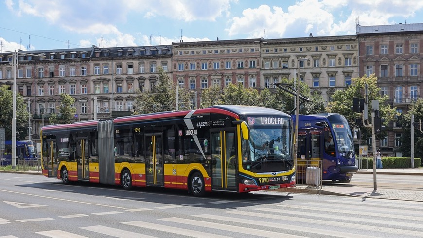 Elektrycznego LWA mozna spotkać na wrocławskich i aglomeracyjnych ulicach od poniedziałku 10 sierpnia