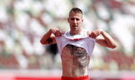 Marcin Lewandowski to nie tylko wybitny sportowiec, ale też wielki patriota. Ma na ciele historię Polski
