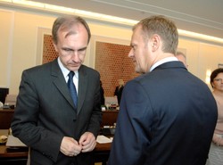 Rząd zapcha dziurę pieniędzmi bogaczy