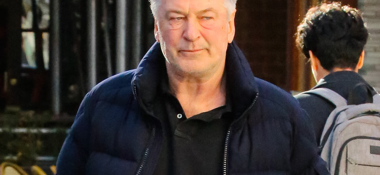 Alec Baldwin może iść za kraty. Prokurator ujawnia szokujące kulisy śmierci Halyny Hutchins