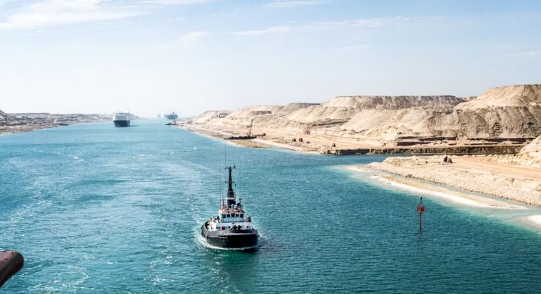 Egypt’s Suez Canal loses around $800 million in monthly revenue due to regional unrest