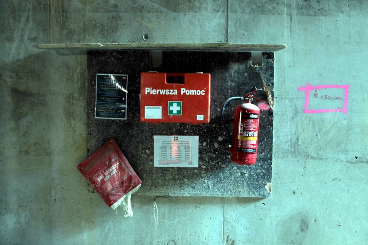 Skrzyżowanie Świętokrzyskiej i Marszałkowskiej w Warszawie