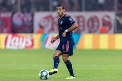 Thiago Alcantara w Liverpoolu. Bayern na transferze zarobi 30 mln euro