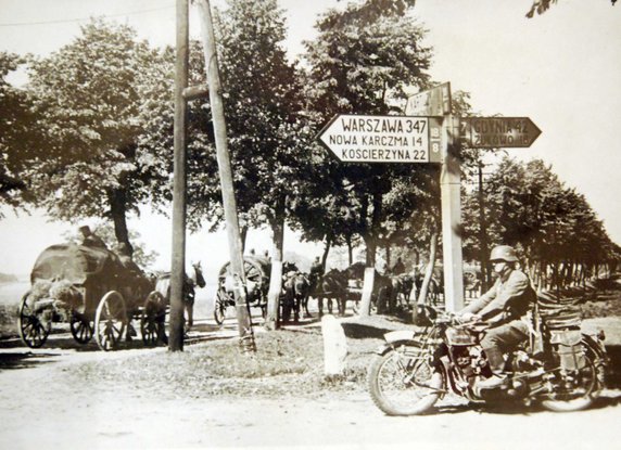 Wojska niemieckie sfotografowane w regionie Pomorza (fot. National Museum of the U.S. Navy, domena publiczna).