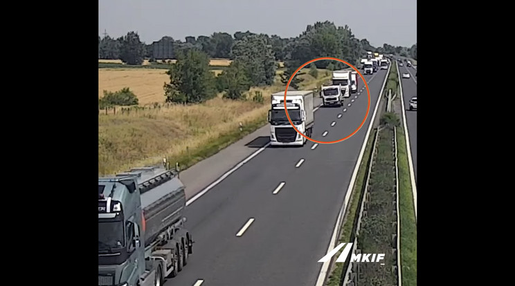 A baleseteket három hazai autópályán rögzítették a térfigyelő kamerát / Fotó: MKIF Zrt hivatalos Facebook-oldala
