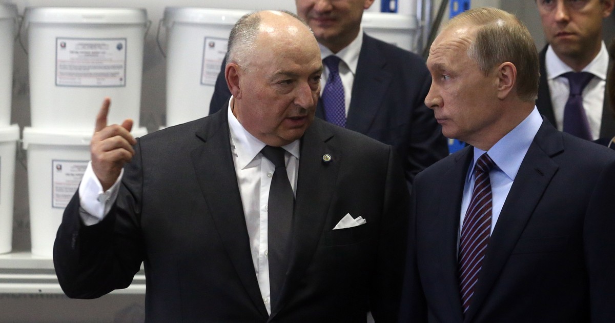 Ruský oligarcha Vjačeslav Kantor ztrácí svůj podíl v Grupa Azoty