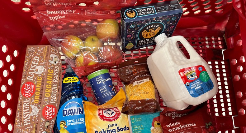 I'm a personal chef with a toddler. Here are 10 things I pick up at ...
